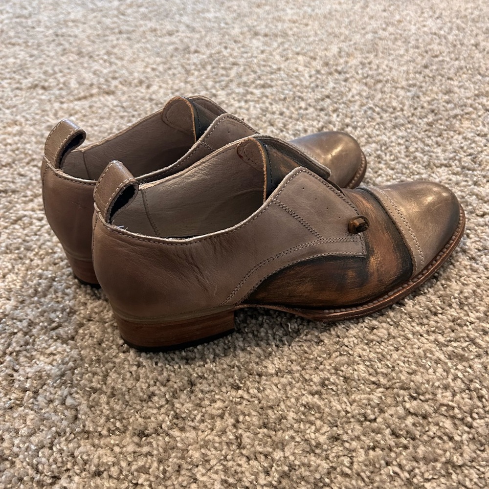 Womens Freebirds shoes